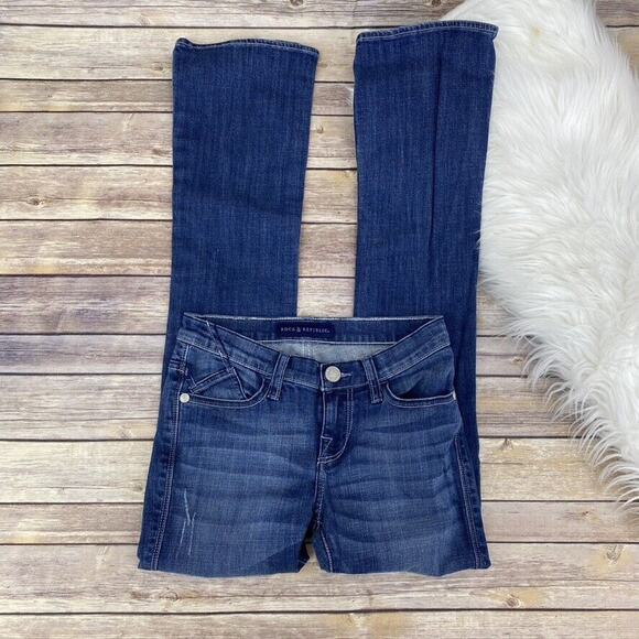 Rock & Republic Women's Kasandra Bootcut Jeans Size 2M Zipper Fly Mid Rise - Picture 2 of 6